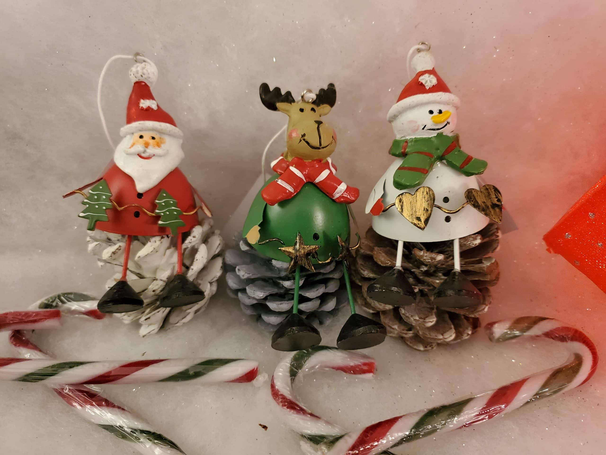 Dangly Festive Friends