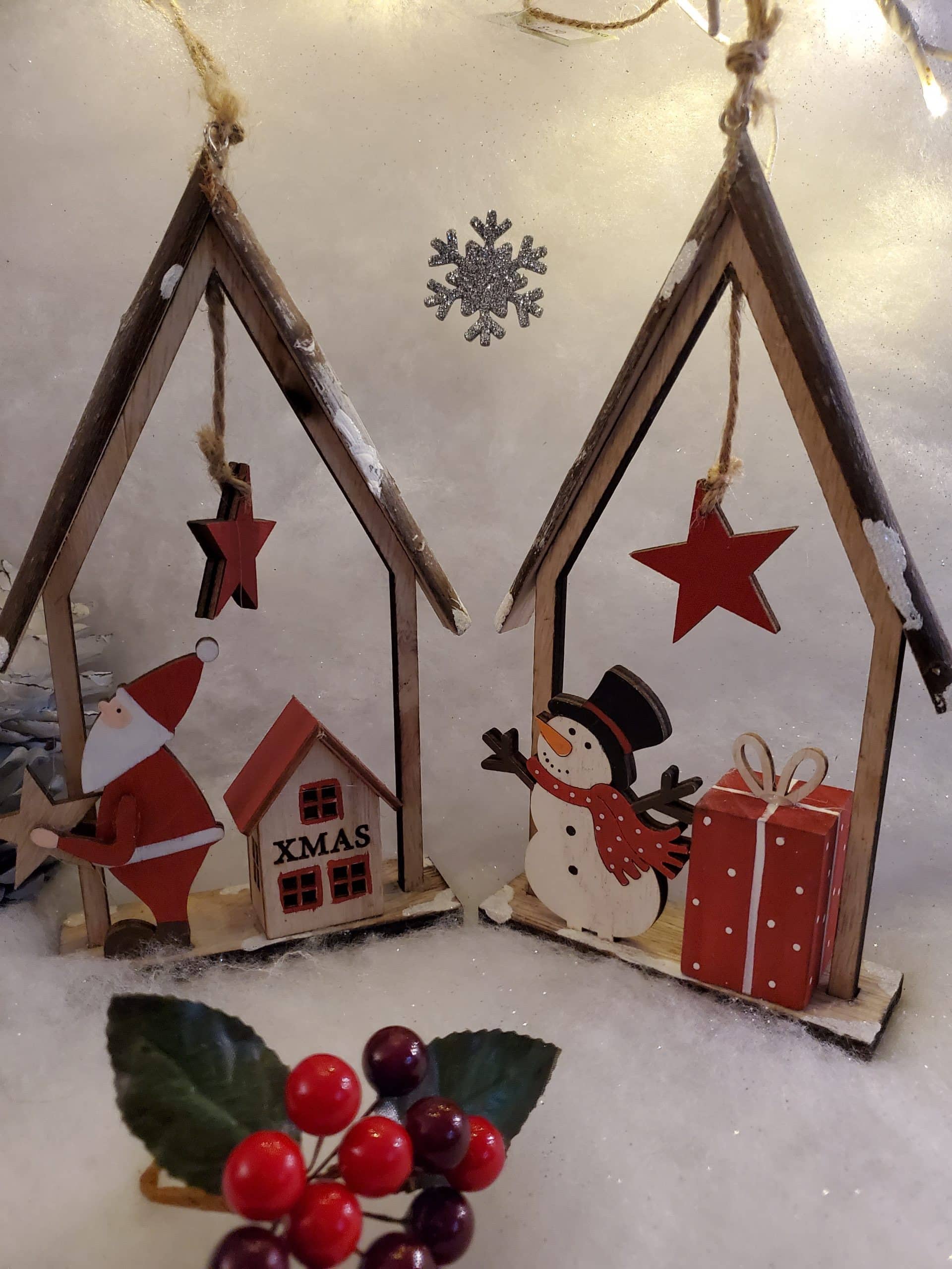 Festive Scene Hanger
