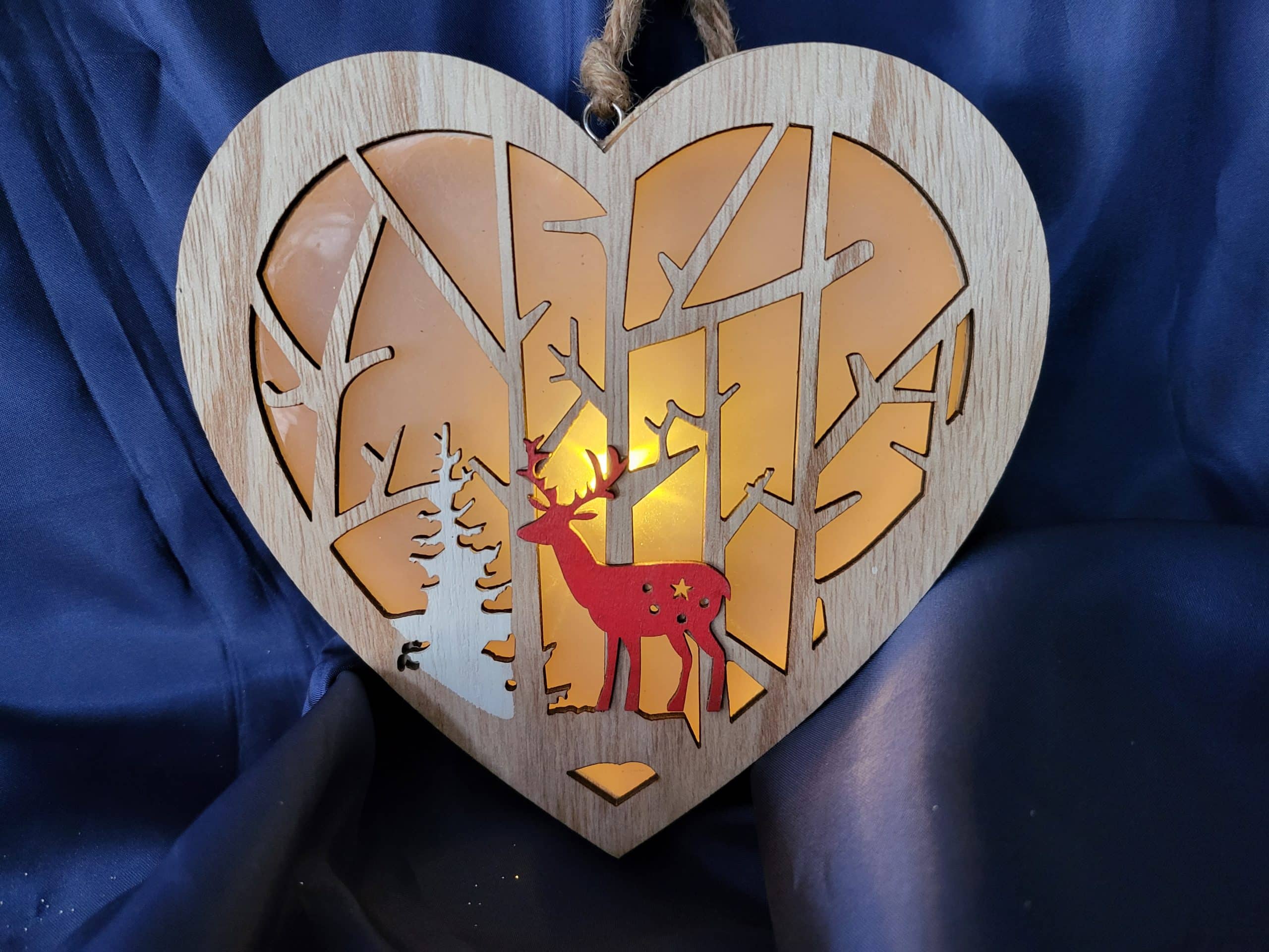 Hanging LED Woodland Scene heart