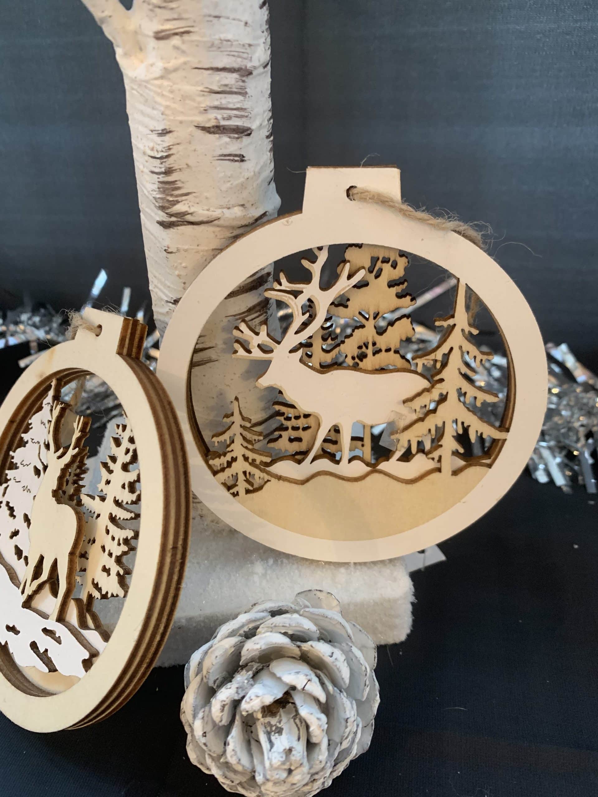 Wooden bauble decoration