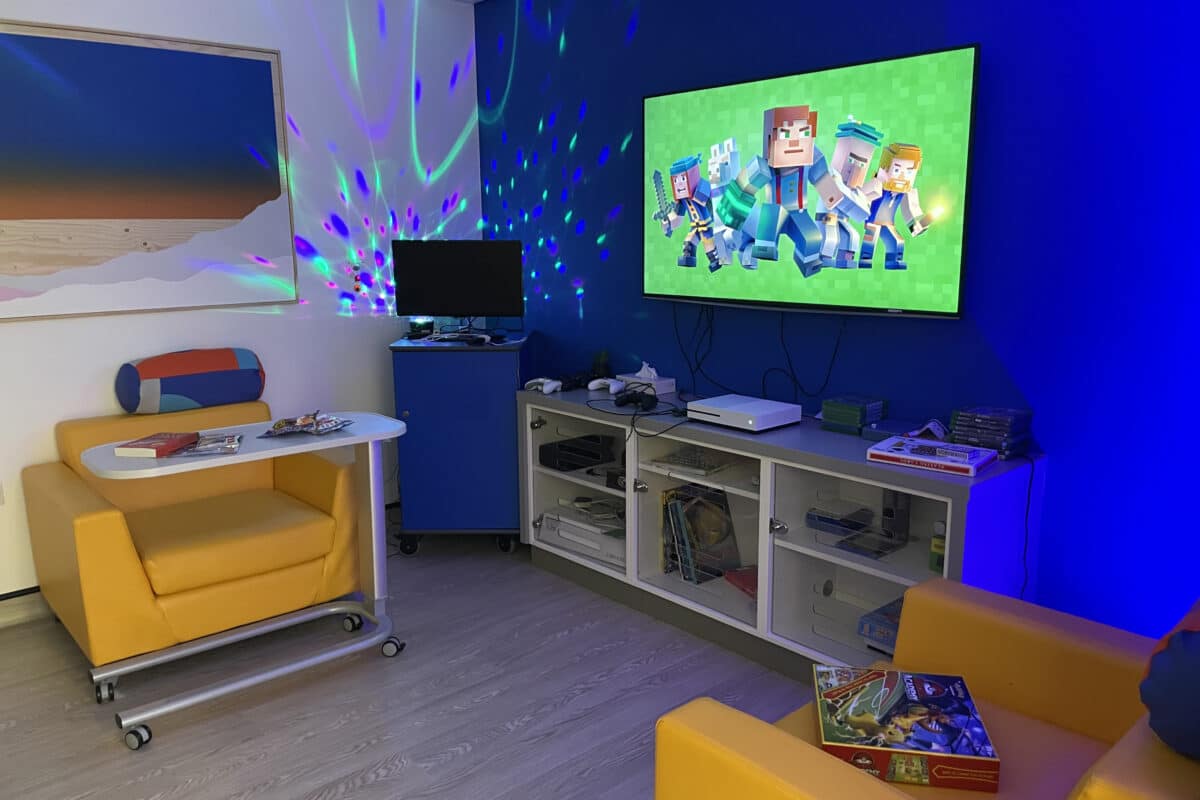 Teen Room (1)